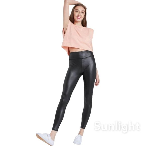 Fashion Pants - Fashion Women Black Vinil Leggings SZ Large Junior. Faux Fur Lined. NO SIZE TAGS
